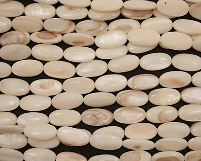 White Fresh Water Shell Flat Oval 20x10mm