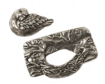 Green Girl Pewter Nesting Bird Toggle 32x20mm, 20mm bar