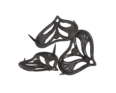 Vintaj Arte Metal Nouveau Leaf Heart Decorivet 32x22mm