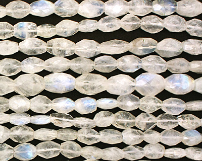 Moonstone (rainbow) Faceted Flat Oval 7-10x7-8mm