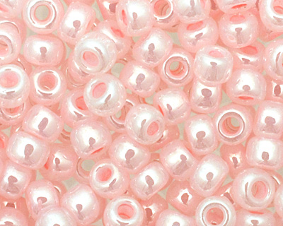 TOHO Ceylon Innocent Pink Round 8/0 Seed Bead