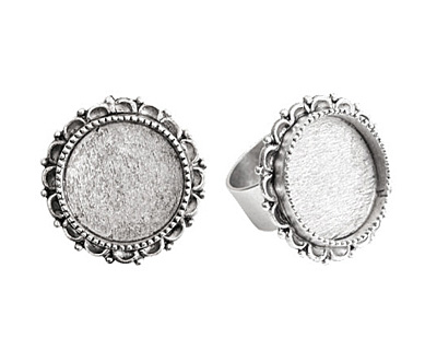 Nunn Design Antique Silver (plated) Large Ornate Circle Bezel Adjustable Ring 28mm