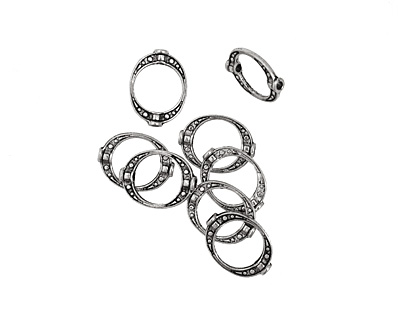 Pewter Dotted Open Oval 19x15mm