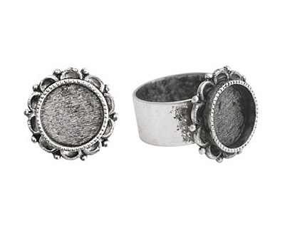 Nunn Design Antique Silver (plated) Small Ornate Circle Bezel Adjustable Ring 20mm