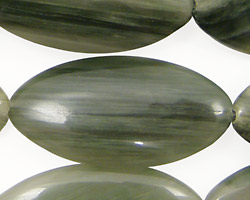 Green Line Quartz Horse Eye 40x20mm