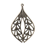 Stampt Antique Pewter (plated) Laurel Wreath Pendant 26x42mm