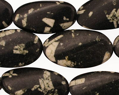 Chinese Writing Stone Twisted Oval 28x16mm
