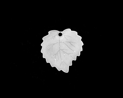 Matte Crystal Lucite Ivy Leaf 16mm