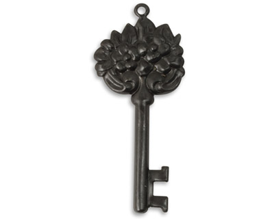 Vintaj Arte Metal Floral Key 20x50mm