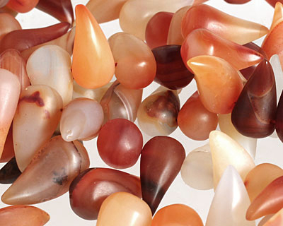 Carnelian (natural-matte) Horn 9-13x20-24mm