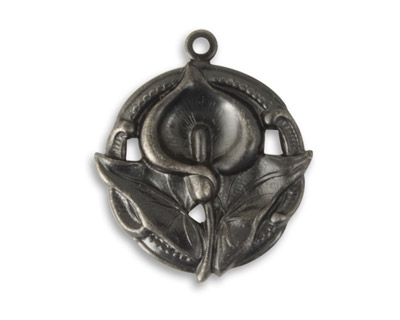 Vintaj Arte Metal Lily Splender Pendant 25x30mm