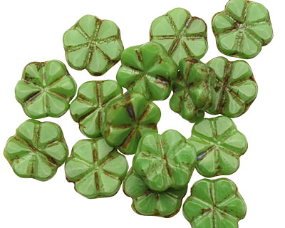 Czech Glass Apple Green 6 Petal Daisy 9mm