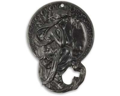 Vintaj Arte Metal Harvest Maiden Pendant 33x45mm